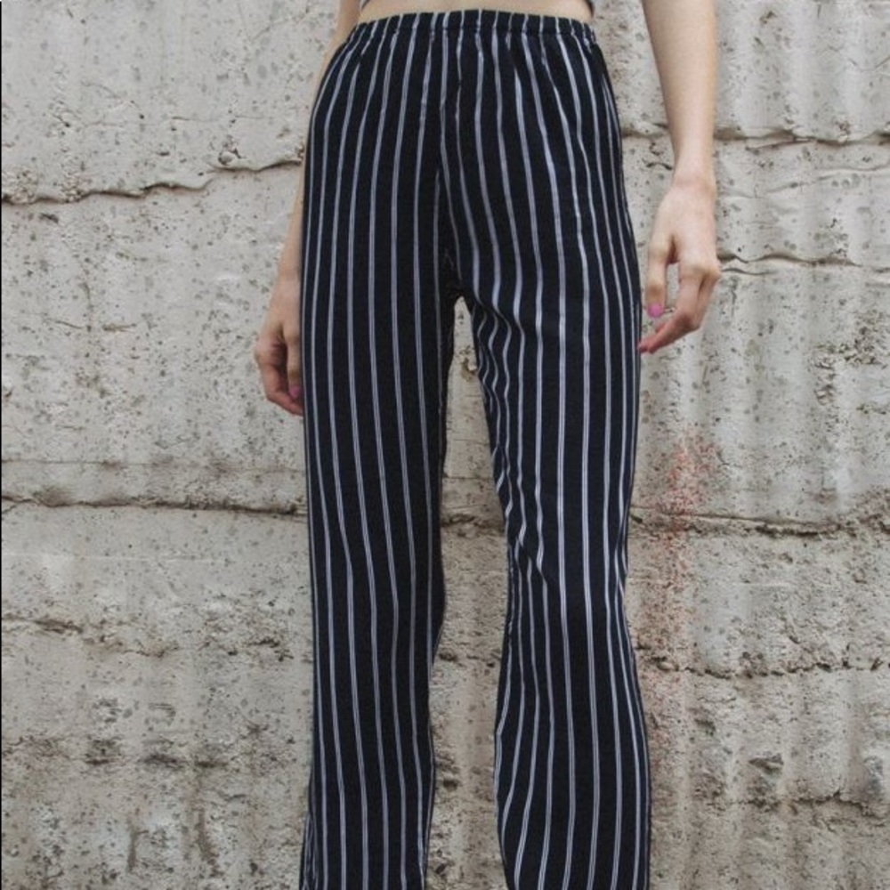 Brandy Melville Frankie Pants NWOT